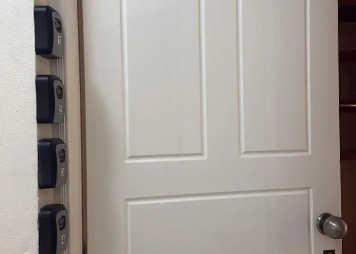 Ancient View With Smart Tv & Netflix Homestay